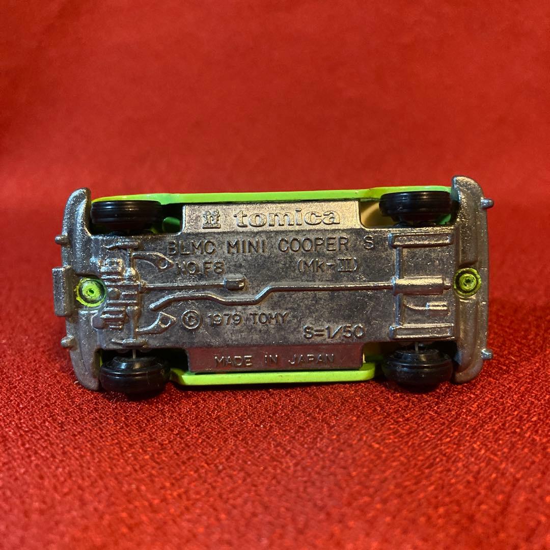 トミカ　日本製　No.F8 ミニクーパー