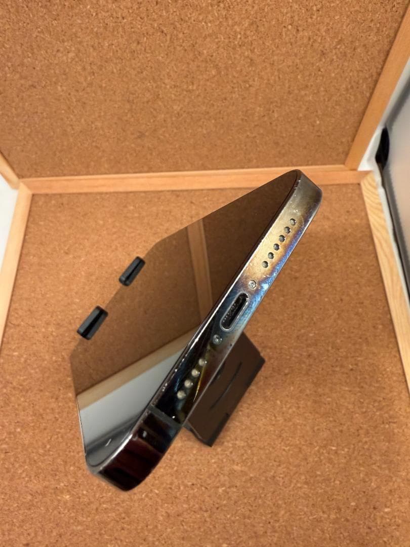 iPhone 13 Pro MAX グラファイト 256GB バッテリー100%