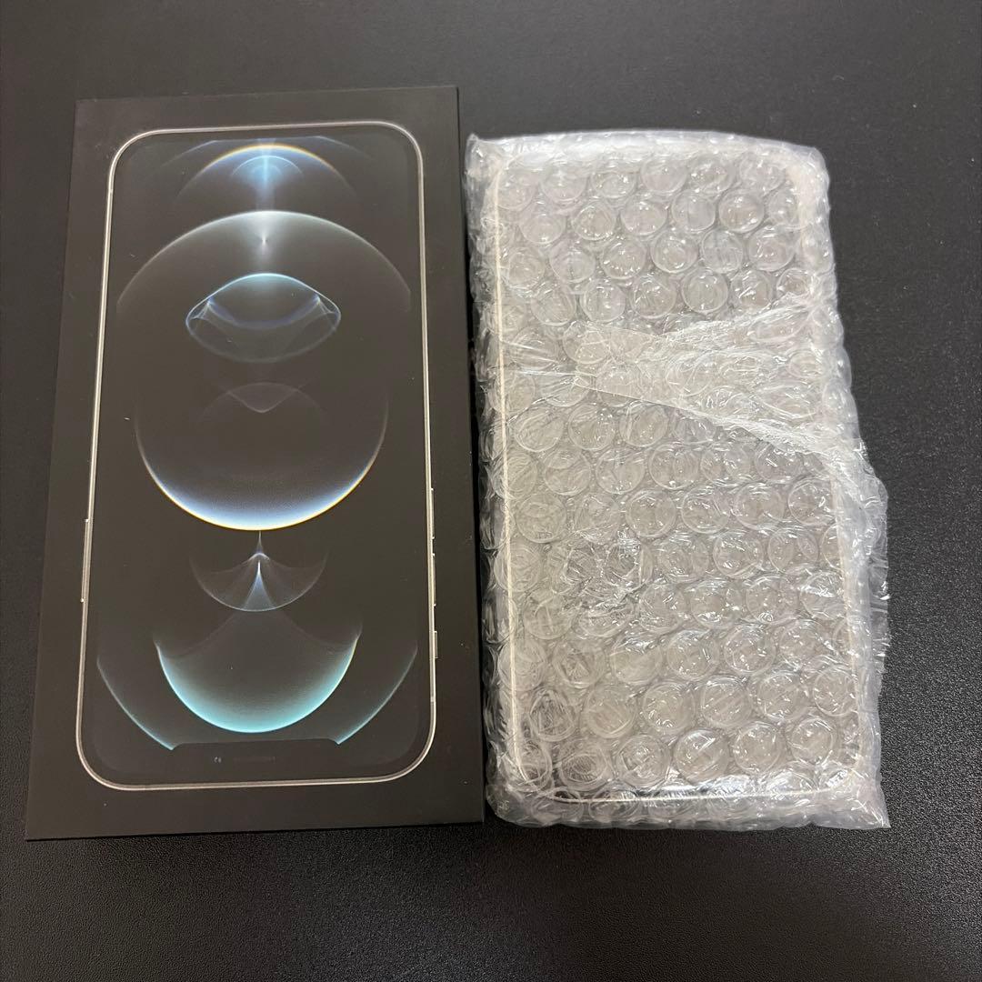 (キロロ)Apple iPhone 12Pro シルバー 本体 256GB