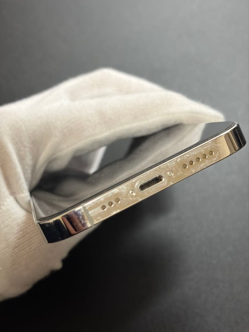 (キロロ)Apple iPhone 12Pro シルバー 本体 256GB