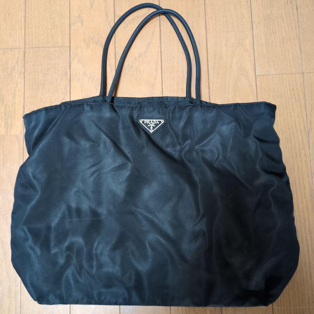 プラダブラック トートバッグ