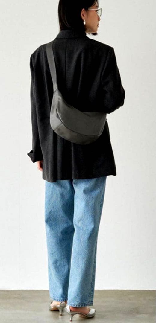 【美品】russet✨ラシットのソフトレザーラウンドショルダーバッグ　BLACK