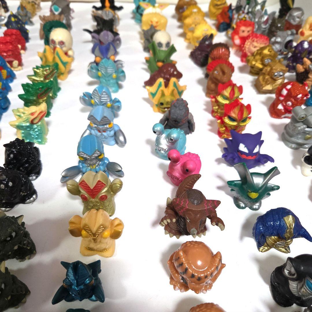 d*3様 ウルトラマン 　 怪獣フェギュア　ソフビ　指人形　大小309体　まとめ