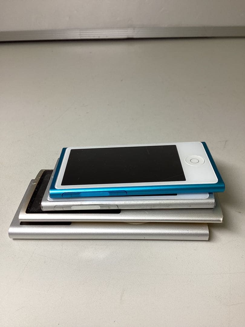 T*i様 ジャンク　SONY ウォークマン、iPod など　 まとめて9点