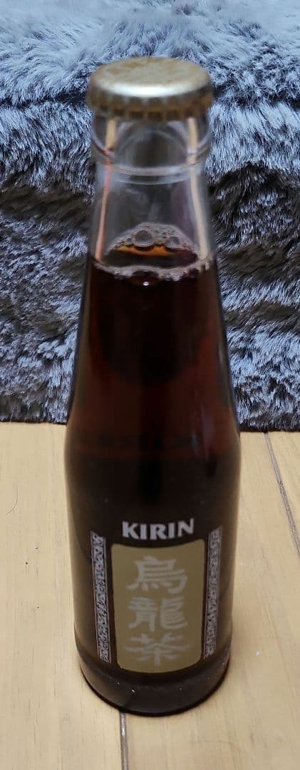 KIRIN 烏龍茶 希少瓶