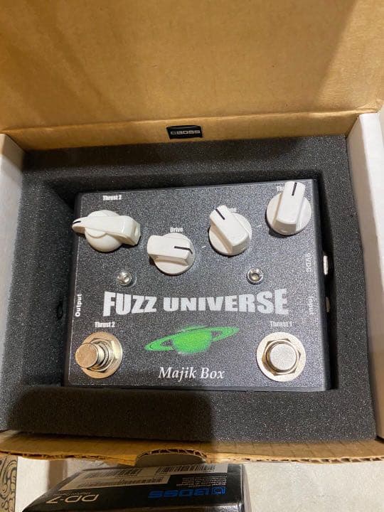 [美品]Majik Box Fuzz Universe エフェクター