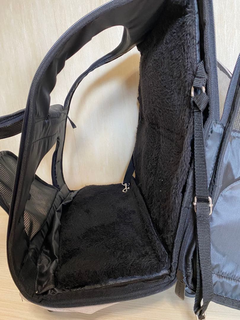 値下げ(13,000▶︎8,000)エアバギーフィット　ペットキャリー