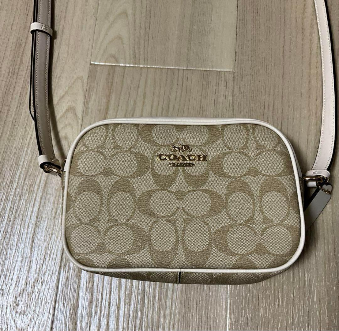 【新品未使用】COACHショルダーバッグ シグネチャー ホワイト 白 斜め掛け
