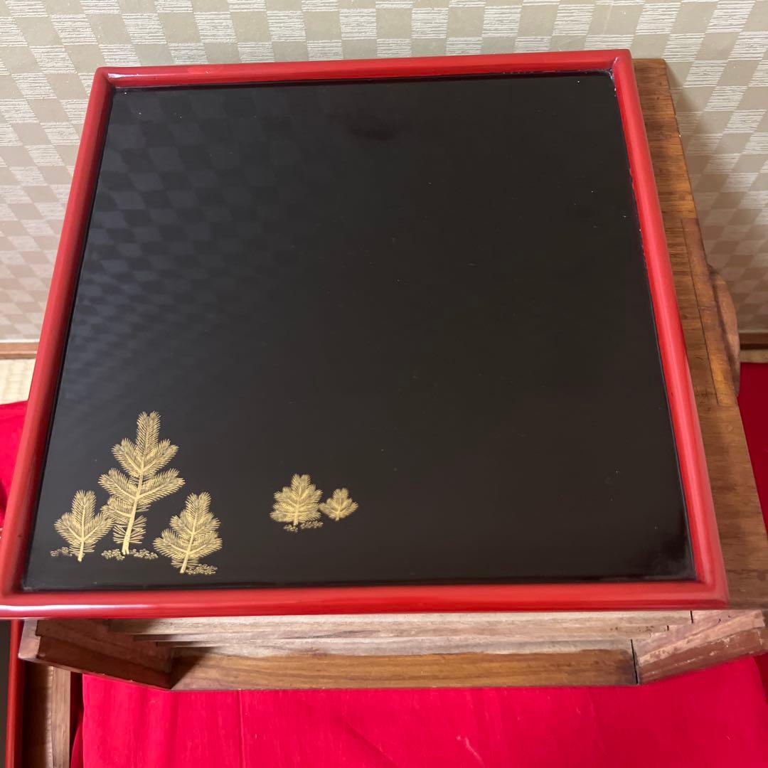 逸品！　レア！　東京美術倶楽部本郷家所蔵　蒔絵本塗お盆五客　時代保管箱