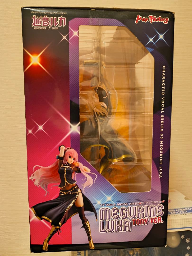 巡音ルカ MEGURINE LUKA TONY VER. フィギュア