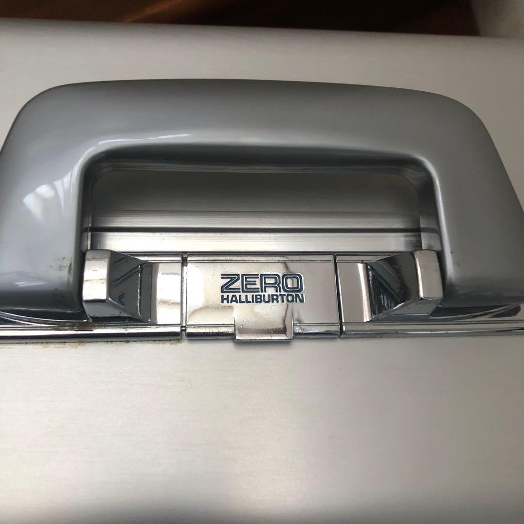 ZERO HALLIBURTON シルバー