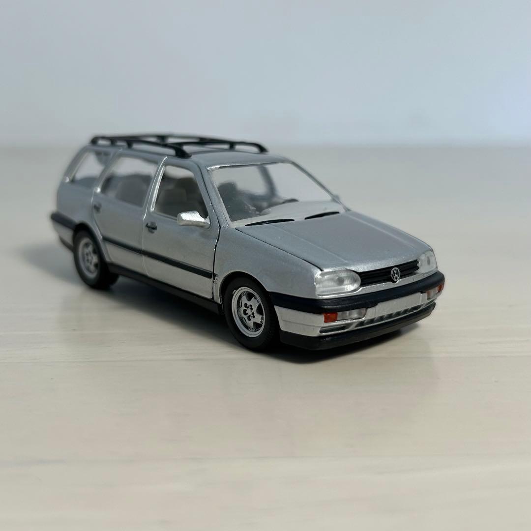 フォルクスワーゲン ゴルフ ヴァリアント　1993 Silver