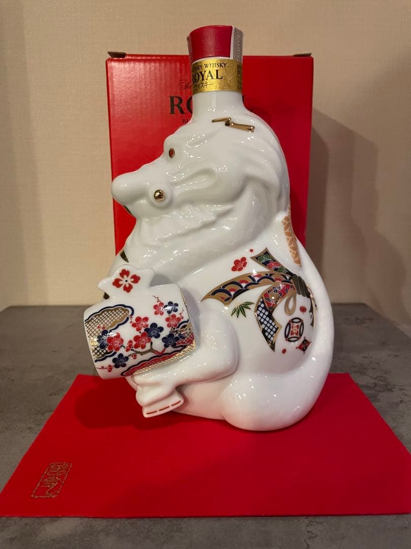 【まなちゃん】ローヤル 干支ボトル 2025 巳年 & 2024 辰年