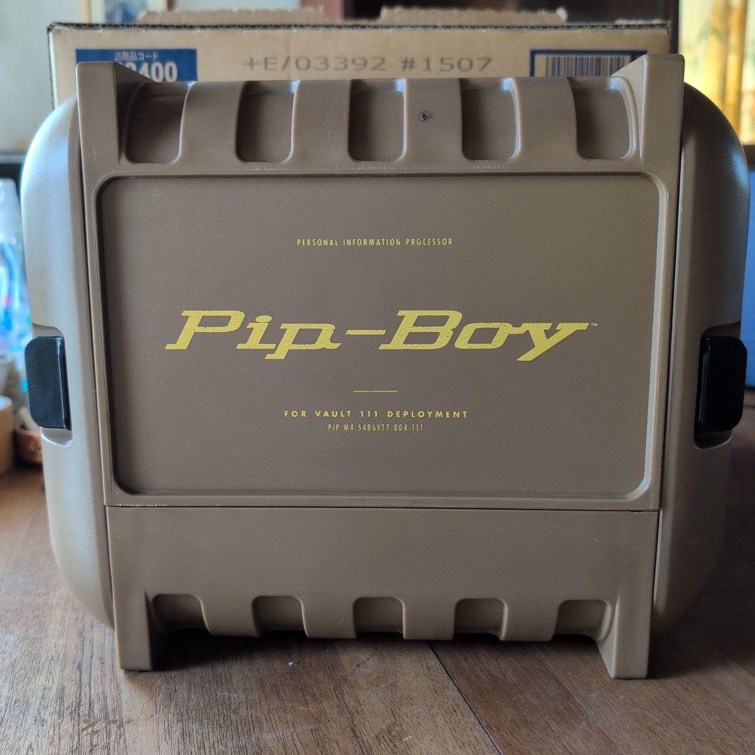 ゲームキャラクター fallout pipboy3000 Edition
