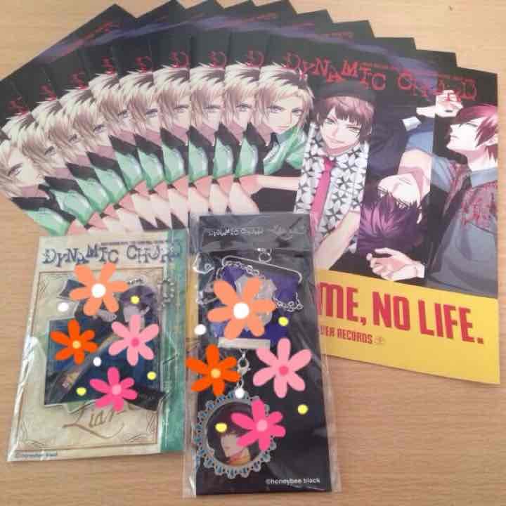 ダイナー Toi中心 缶バッチ コースターetc