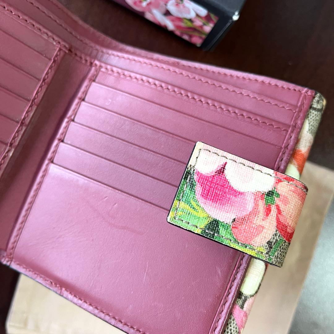 GUCCI フラワー コンパクトウォレット 二つ折り財布 桜