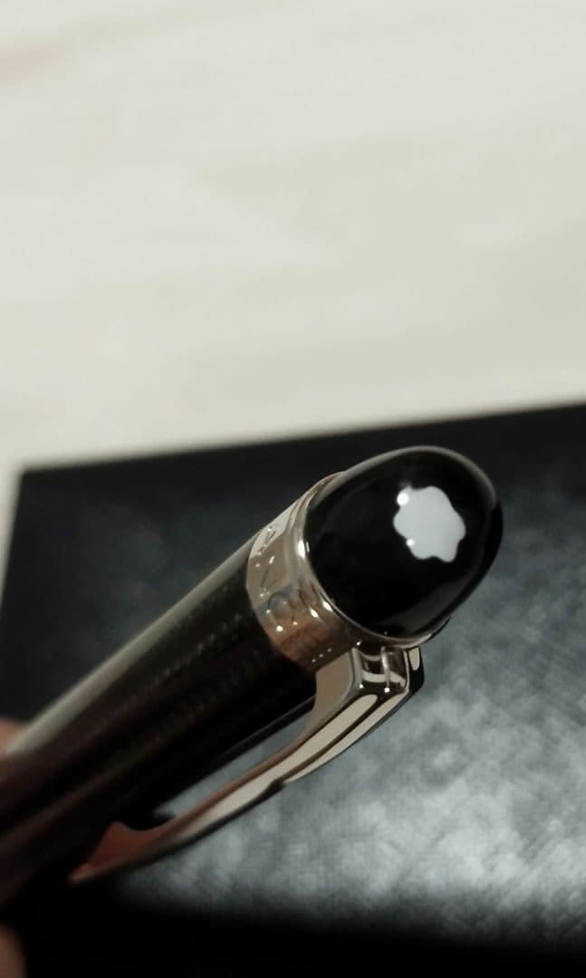 モンブラン スターウォーカー ドゥエ カーボン ボールペン