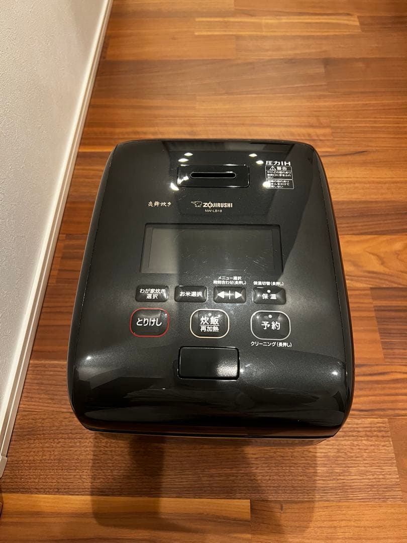 【ジャンク品】象印 炎舞炊きNW-LB18型ブラック 炊飯器 10合炊き