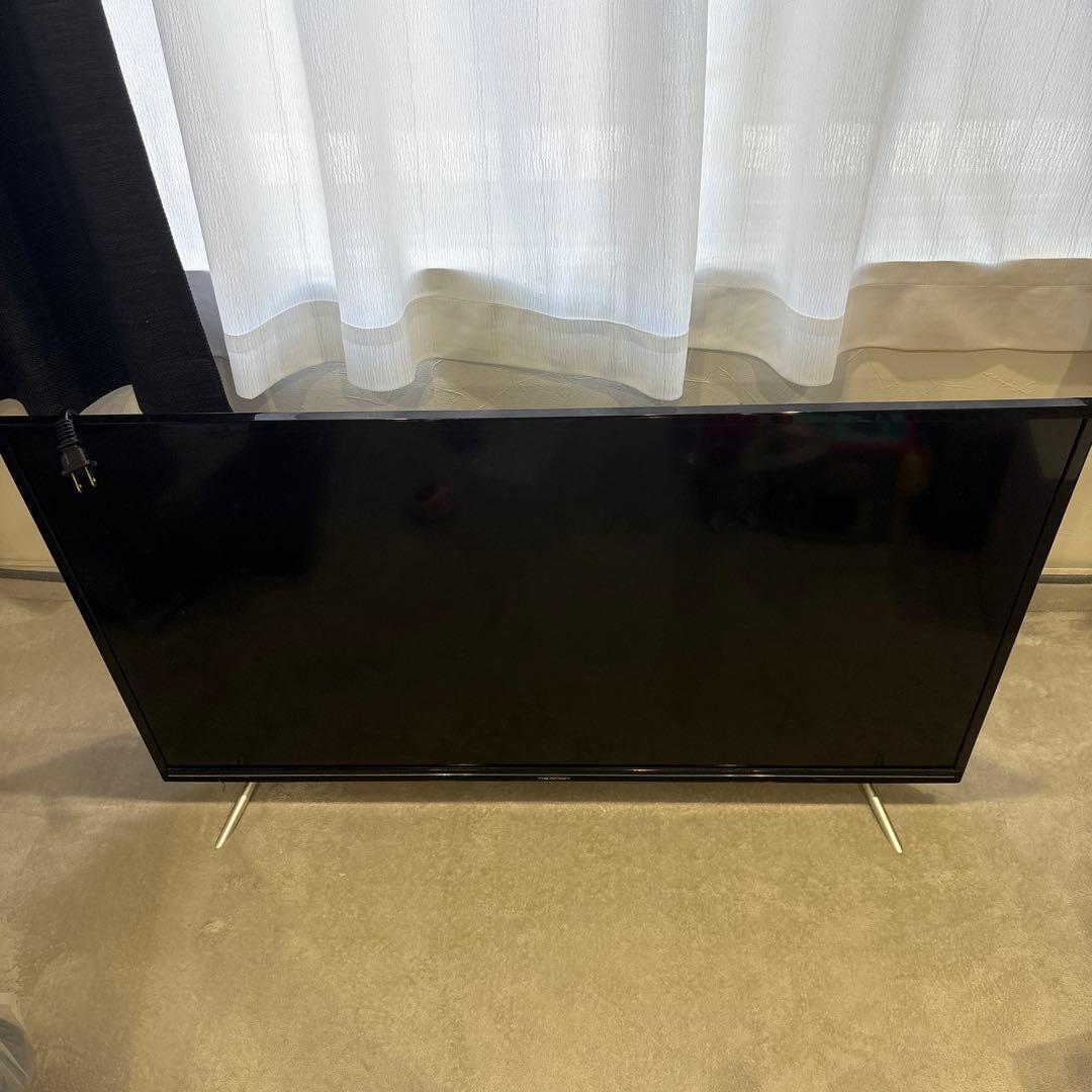 液晶テレビ 40インチ 金属スタンド付き
