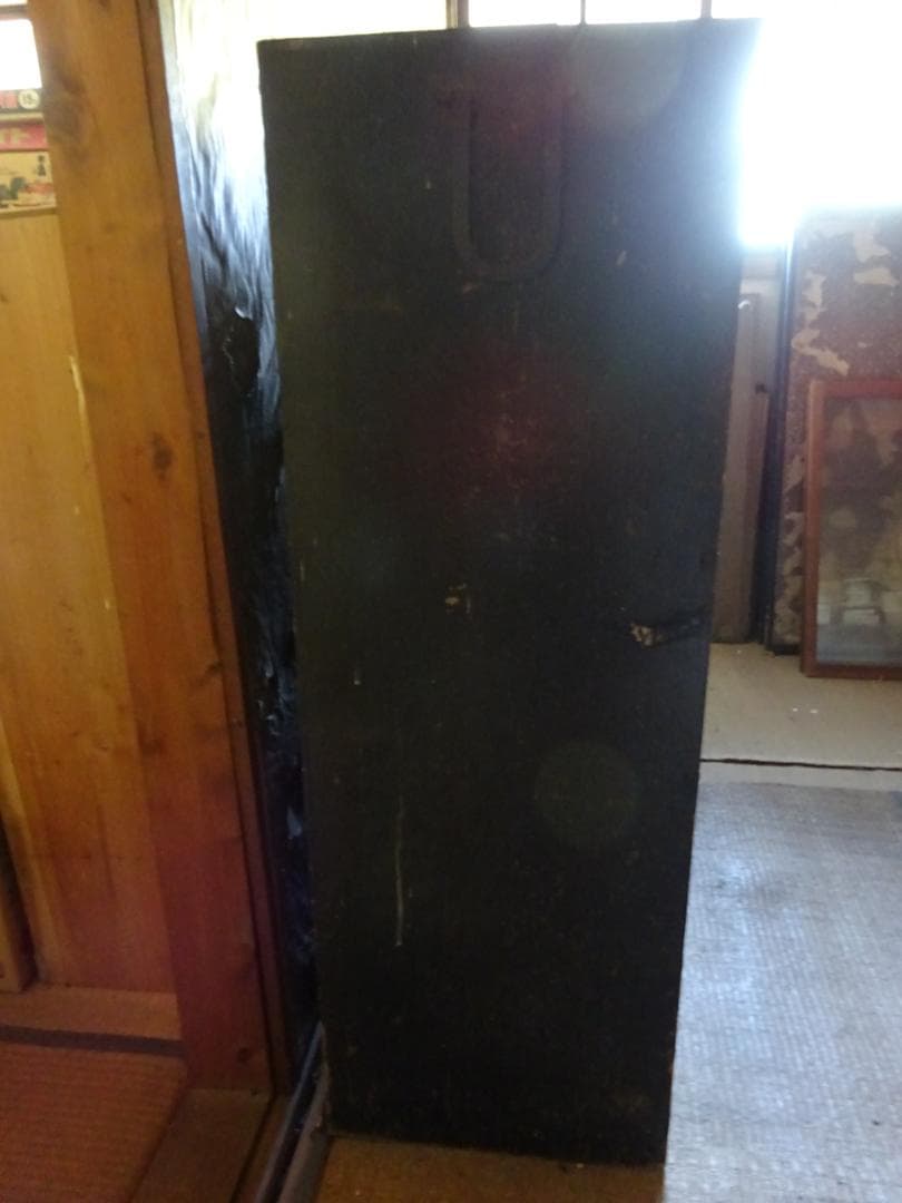 ★最終値　黒箪笥　チェスト　古民家蔵出　骨董　アンティーク　レトロ　古い　古民具