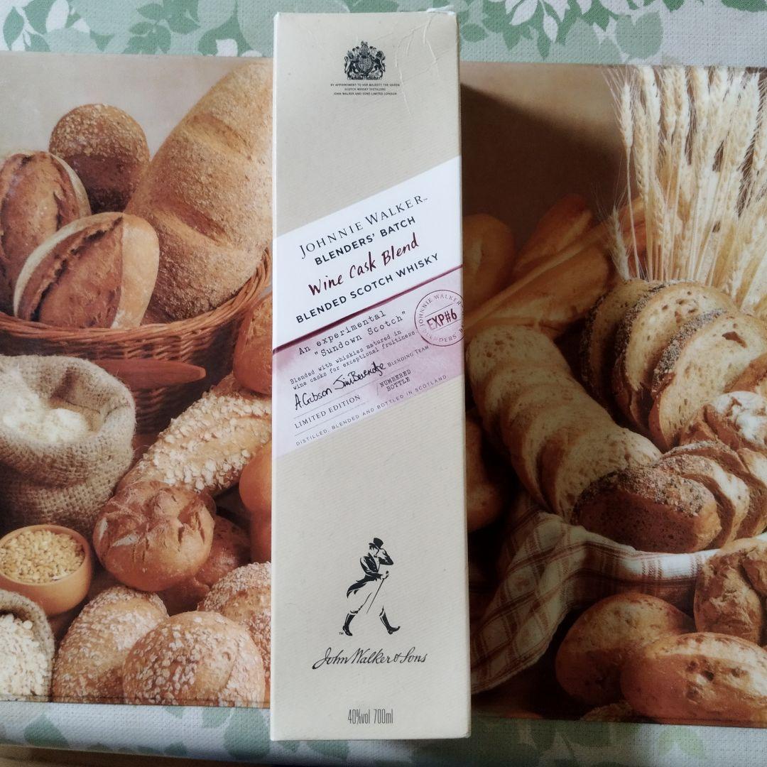 ジョニーウォーカーブレンダーズバッチ ワイン カスクブレンド40％ 700ml