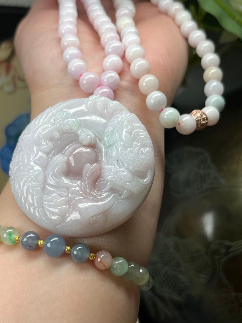 限定１点‼️ミャンマー産A貨翡翠　珍しい桃花ピンク色【龍飛鳳舞】鑑定書付き