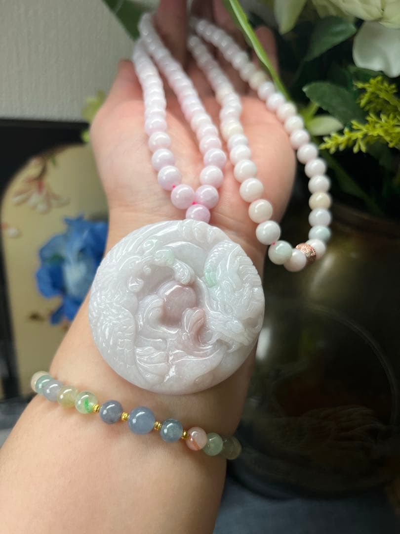 限定１点‼️ミャンマー産A貨翡翠　珍しい桃花ピンク色【龍飛鳳舞】鑑定書付き