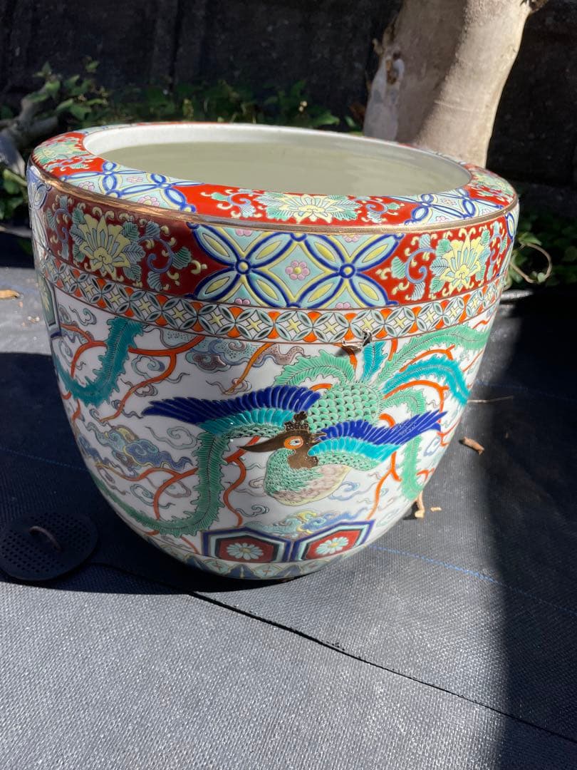 陶器　メダカ鉢・火鉢・花鉢（１２２）