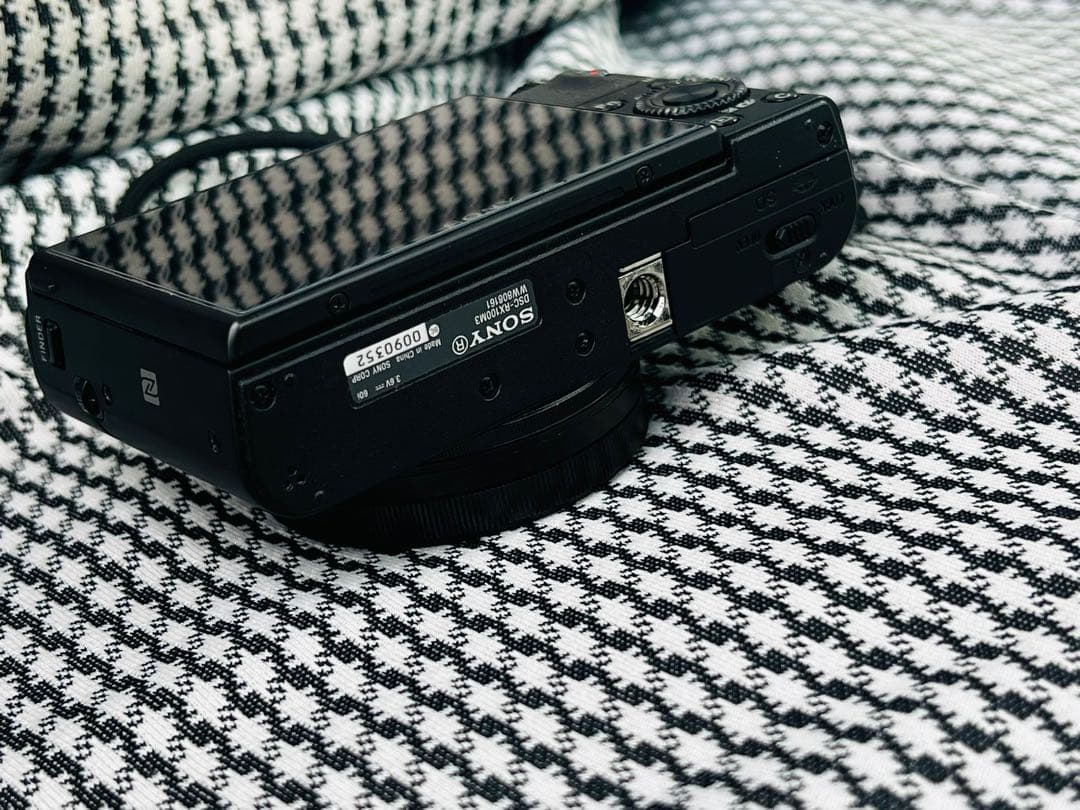 デジタルカメラ SONY Cyber Shot RX100III DMC-RX100M3