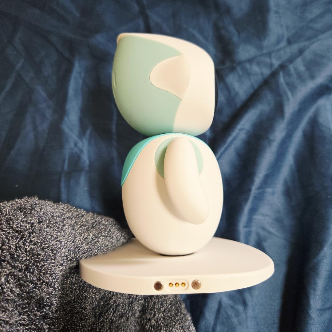 Eilik ロボット型スピーカー