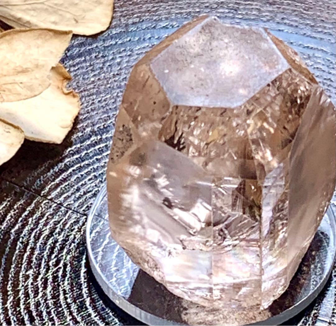 美し過ぎるピーチカラートパーズ原石104ct/非加熱/鉱物標本