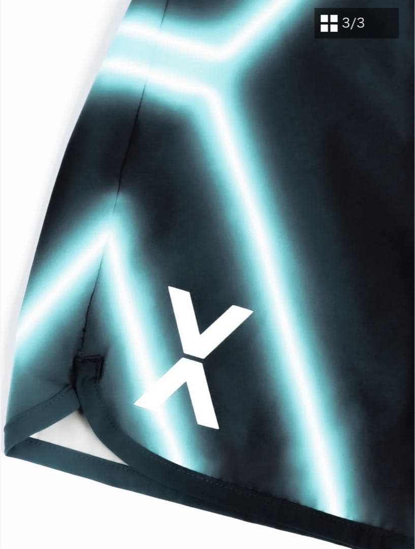 VEATM 光るストライプデザイン 水着 ショートパンツ　ビートム　サーフパンツ