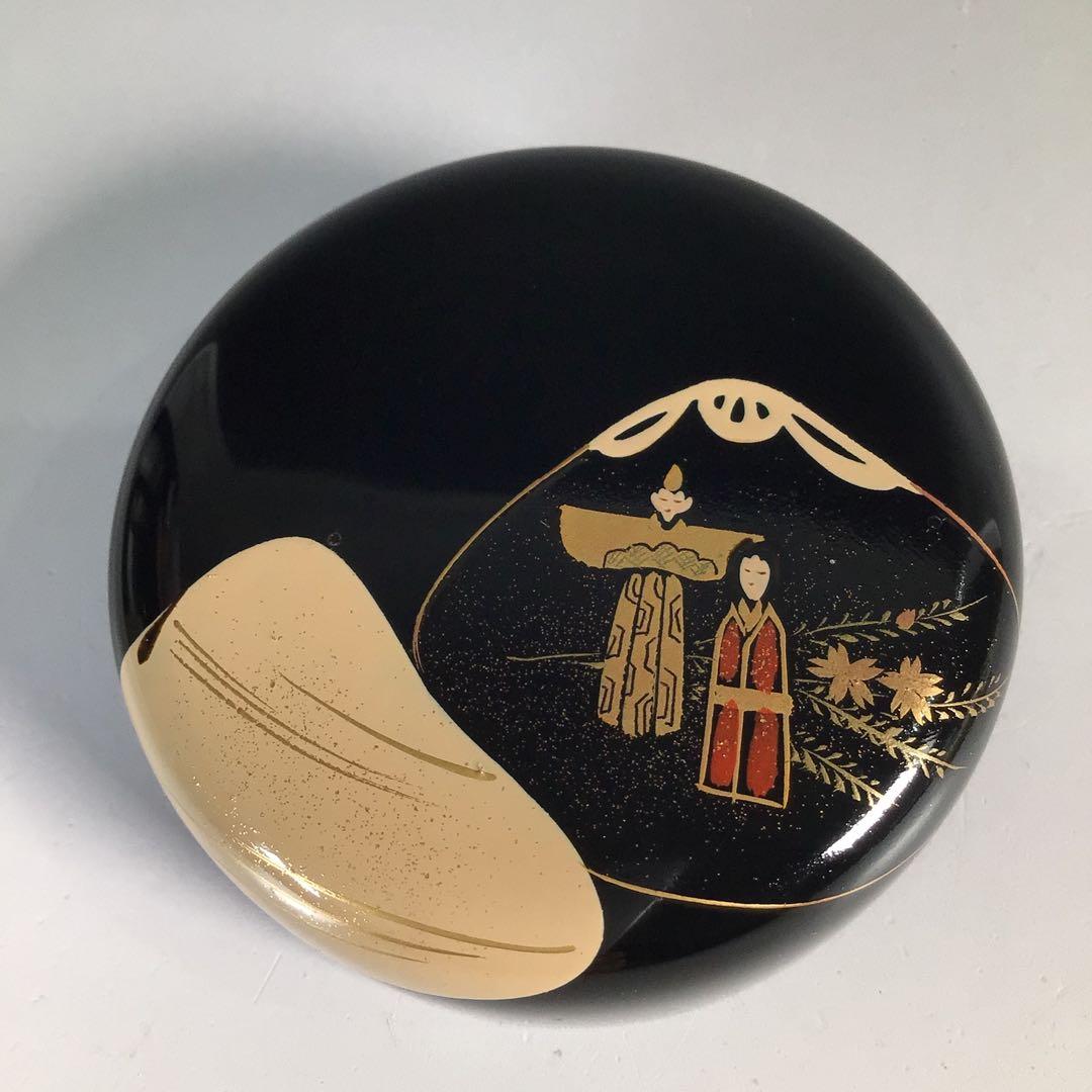 Ｎ９９８　棗　『中出松峰作』『黒漆内朱』『貝合立雛蒔絵』『中棗』　共箱　茶道具