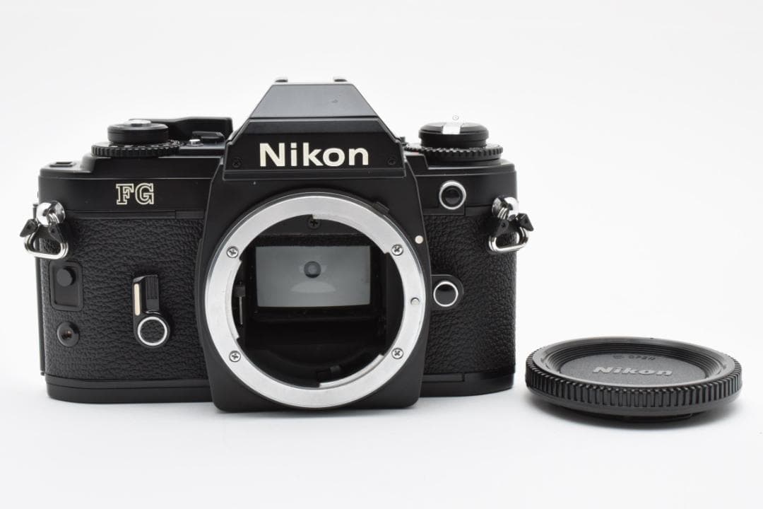 超美品 NIKON FG ブラック フィルムカメラ モルト新品交換済 M869