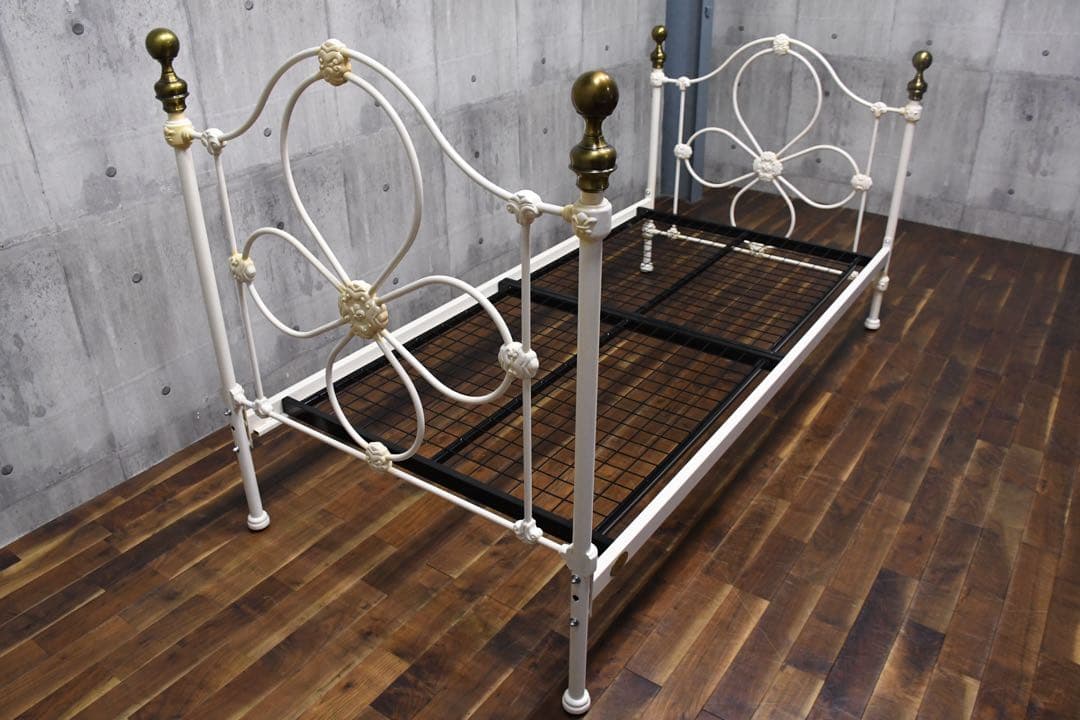 EGC81 ローラアシュレイ チェルトナム シングルベッドフレーム アイボリー