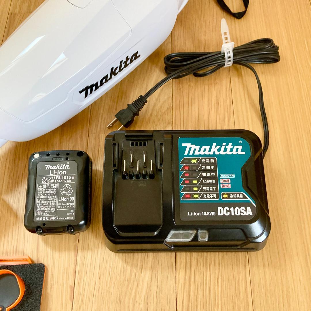 【美品】マキタ CL107FD 掃除機＋充電器 紙パック付 充電式クリーナー