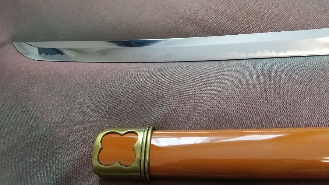 【金属刀身】髭切 模造刀 武具 日本刀 刀剣乱舞 コスプレ 太刀 模擬刀 刀剣