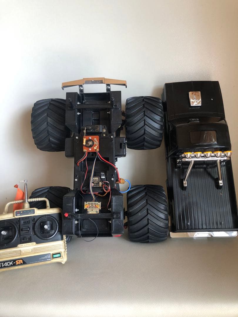 クラッドバスター オイルダンパーフルベア オーバーフェンダー￼ プロポ付　完成品