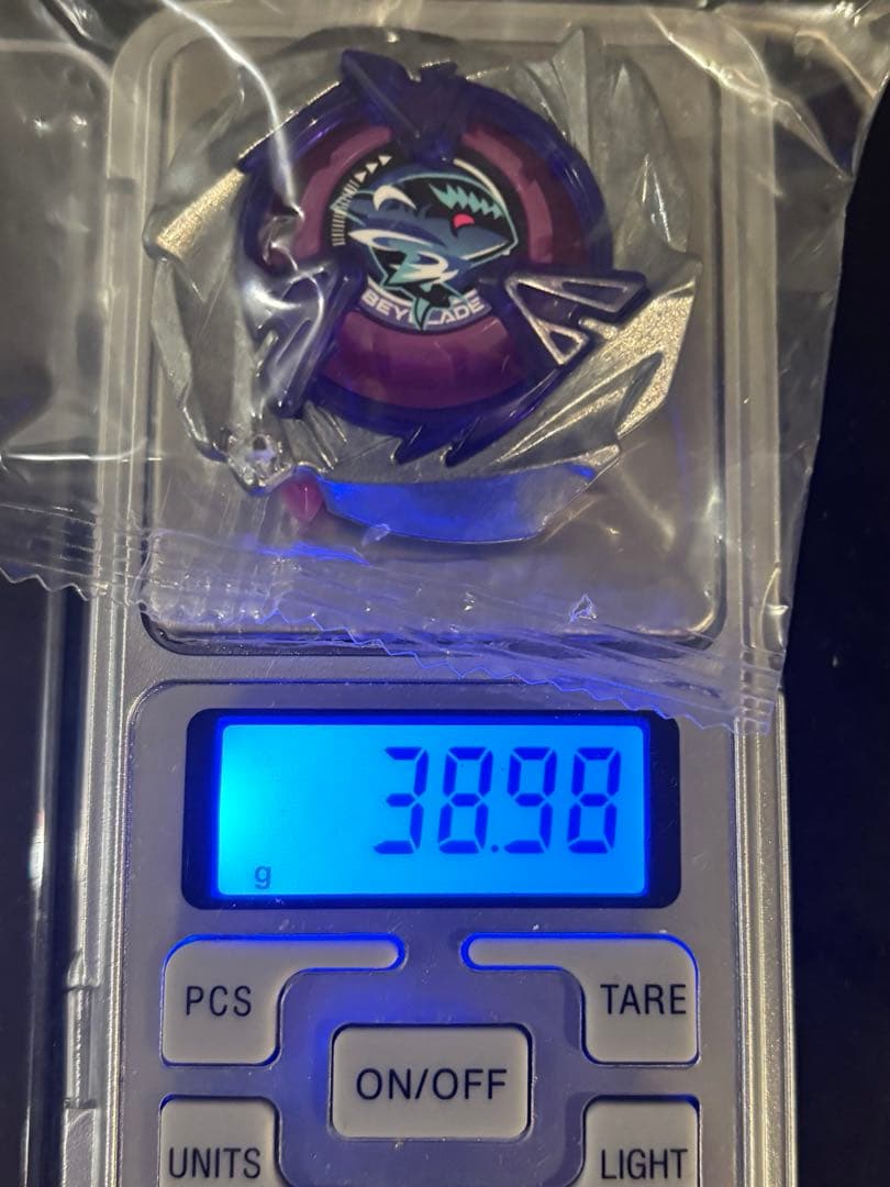期間限定値下げ】ベイブレードx 高重量 シャークスケイル 新品未使用品
