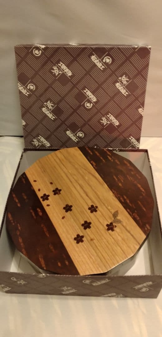 新品樺細工桜模様 16角形