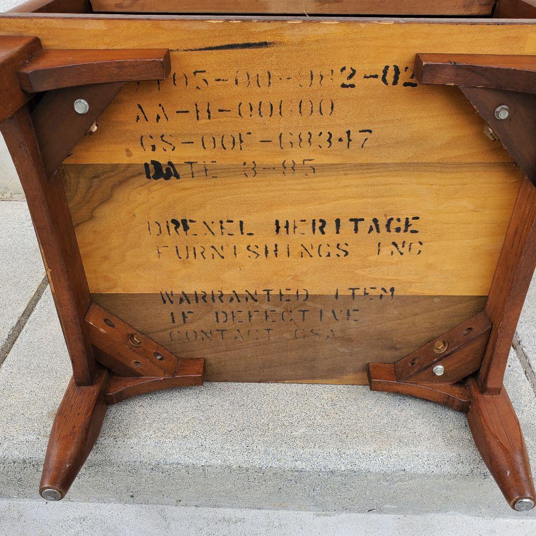 lander様【希少】ドレクセル　　ナイトテーブル サイドテーブル