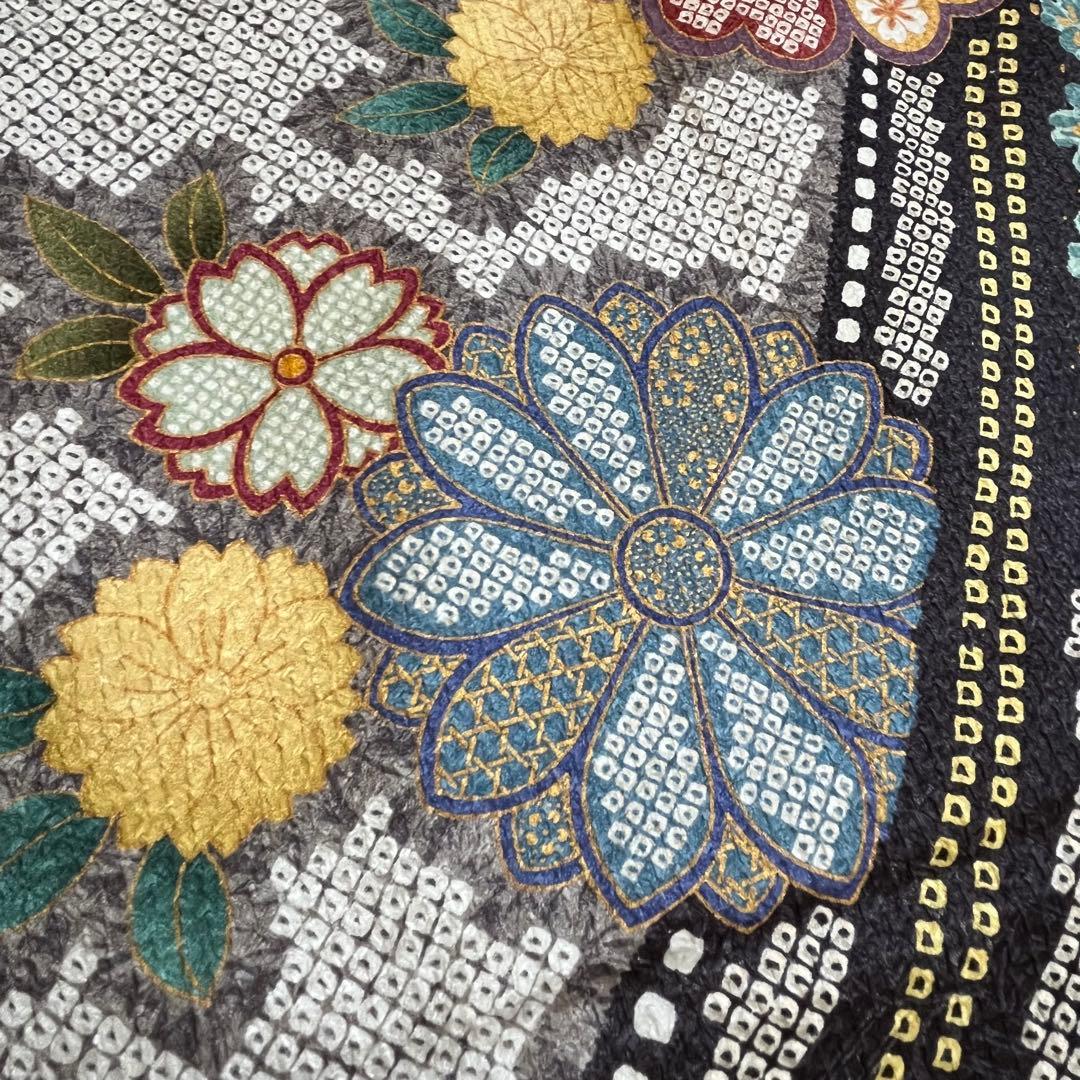 振袖　振り袖　成人式　フルセット　正絹　灰色　グレー　灰茶　絞り　菊　花柄