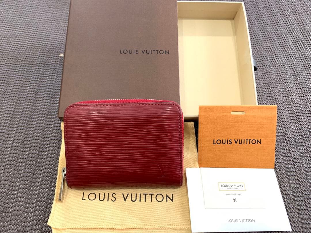 ルイヴィトン エピ ジッピーパース フューシャ ケース 箱付き