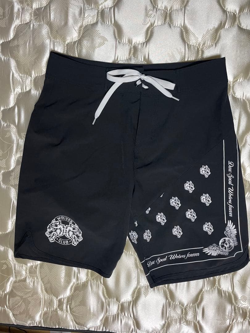 ダルクスポーツ サーフパンツ 28インチ 試着のみ未使用