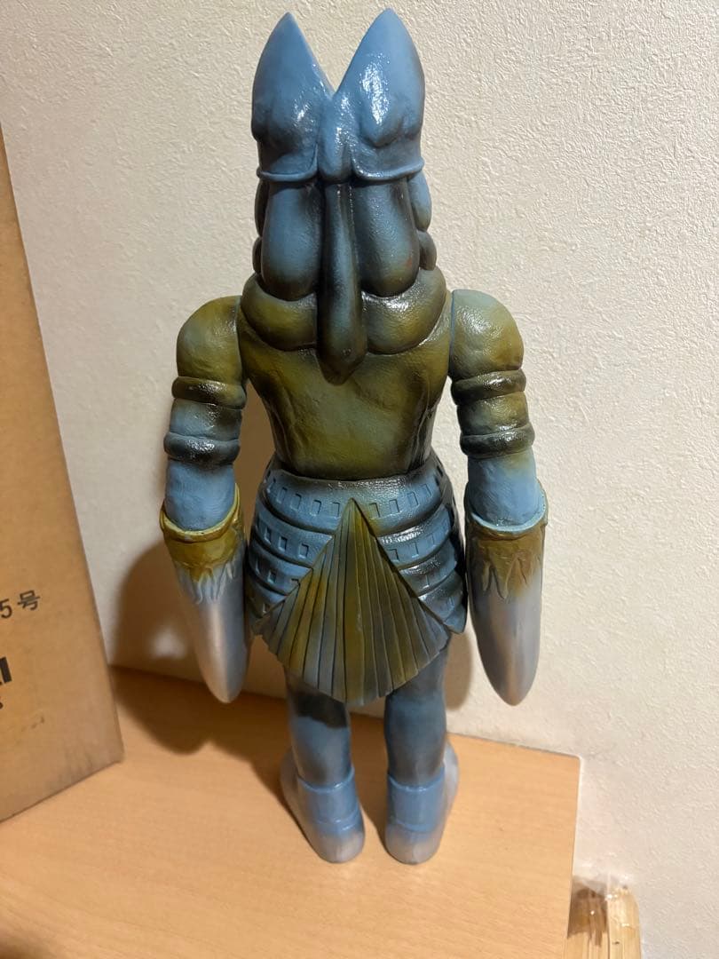 バンダイ バルタン星人 限定版 ソフビ 5051251124