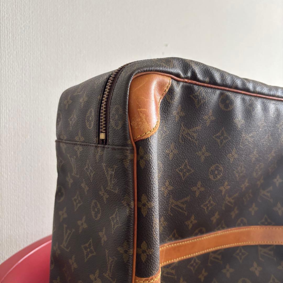 ルイヴィトン LOUIS VUITTON LV シリウス 50 モノグラムバッグ