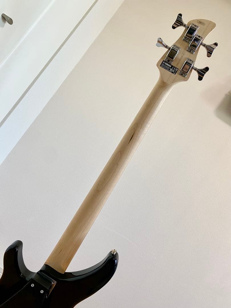 ベース YAMAHA 初心者 入門モデル ブラック スタンド付き