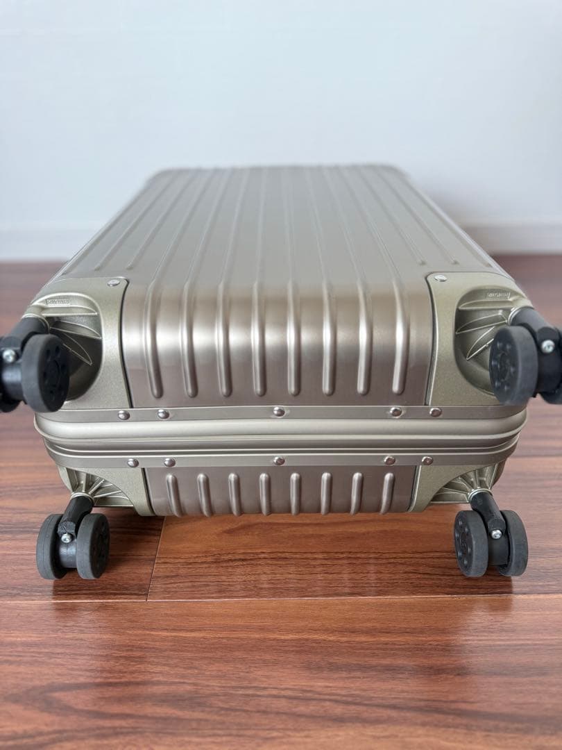 【正規品_使用6回】RIMOWA Original キャビンS ゴールド