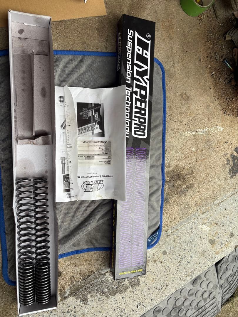 HYPERPRO ZRX1200R S のフロントフォークスプリング