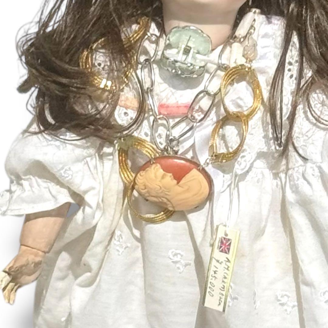 アンティーク ビスクドールアーモンド マルセル ホワイトドレス ボネ カメオ